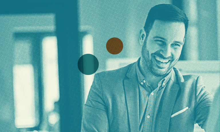 Header Afbeeling van lachende man | Escrow4all